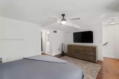 1005 8th St #206, Miami Beach, FL 33139 - Photo 15