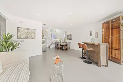 547 NW 157th Ln, Pembroke Pines, FL 33028 - Photo 7