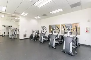 1200 Brickell Bay Dr, Miami, FL 33131 - Photo 5