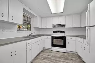 2506 SW 9th St, Miami, FL 33135 - Photo 17