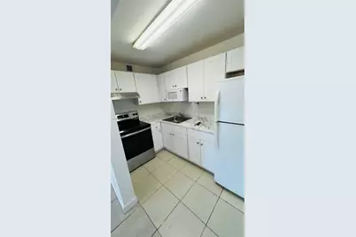 11005 SW 1st St #107, Sweetwater, FL 33174 - Photo 7