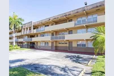 11005 SW 1st St #107, Sweetwater, FL 33174 - Photo 1