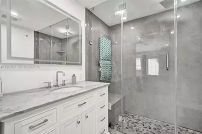 2001 N 22nd Avenue, Hollywood, FL 33020 - Photo 21