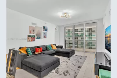 488 NE 18th St #2309, Miami, FL 33132 - Photo 3