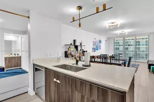 488 NE 18th St, Miami, FL 33132 - Photo 13