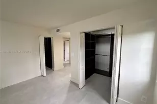 605 Ives Dairy Rd, Miami, FL 33179 - Photo 25