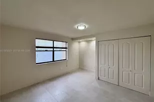 605 Ives Dairy Rd, Miami, FL 33179 - Photo 17