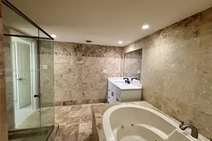 605 Ives Dairy Rd, Miami, FL 33179 - Photo 29