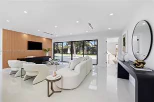 1931 NE 186th Dr, North Miami Beach, FL 33179 - Photo 3