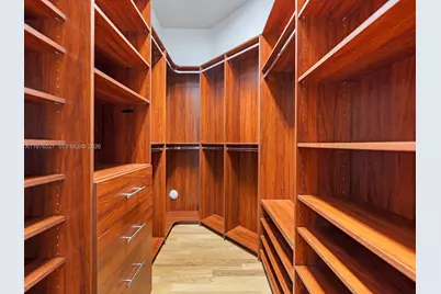 1104 NW 139th Ave, Pembroke Pines, FL 33028 - Photo 19