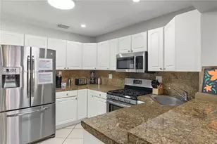 3024 NE 2nd Terrace, Wilton Manors, FL 33334 - Photo 37