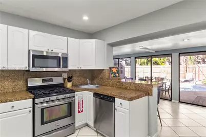 3024 NE 2nd Ter, Wilton Manors, FL 33334 - Photo 39