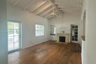 901 NW 10th Ct, Miami, FL 33136 - Photo 11