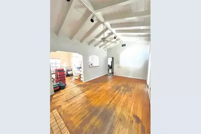 901 NW 10th Ct, Miami, FL 33136 - Photo 13