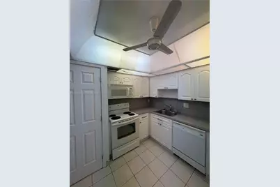 4166 Inverrary Dr #410, Lauderhill, FL 33319 - Photo 15