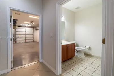 5327 SW 40th Ave, Dania Beach, FL 33314 - Photo 17