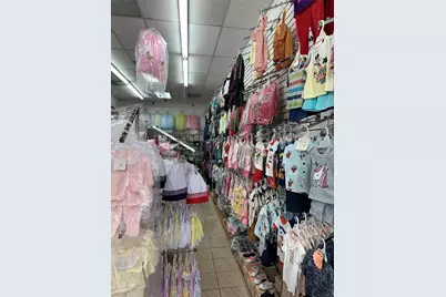 1708 W 68 Street, Hialeah, FL 33014 - Photo 11