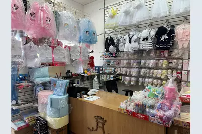 1708 W 68 Street, Hialeah, FL 33014 - Photo 5