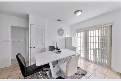 5300 SW 6th St, Miami, FL 33134 - Photo 13