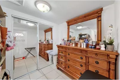 5300 SW 6th St, Miami, FL 33134 - Photo 19