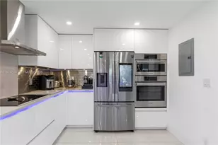 2500 Parkview Dr, Hallandale Beach, FL 33009 - Photo 21