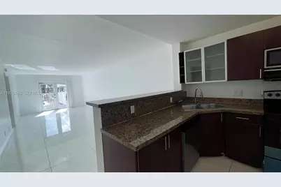 840 Pine Dr #104, Pompano Beach, FL 33060 - Photo 9