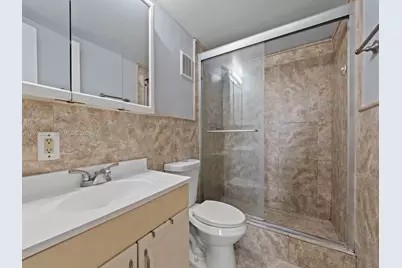 6701 NW 169th St #B304, Hialeah, FL 33015 - Photo 17