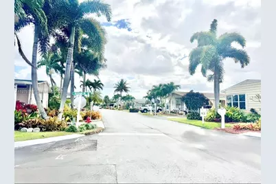 6156 Seashore Drive, Atlantis, FL 33462 - Photo 11