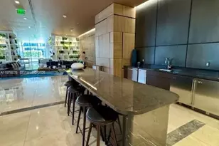 55 SW 9th St, Miami, FL 33130 - Photo 29