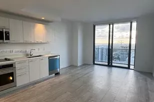 55 SW 9th St, Miami, FL 33130 - Photo 3