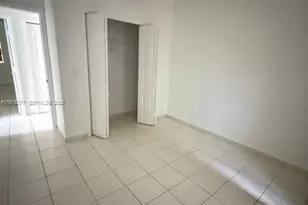 9047 NW 169th St, Miami Lakes, FL 33018 - Photo 15