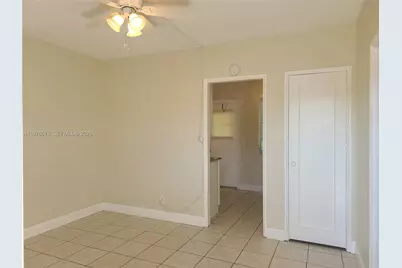 1005 N 18th Ct #3, Hollywood, FL 33020 - Photo 3