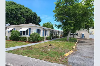 1005 N 18th Ct #3, Hollywood, FL 33020 - Photo 1