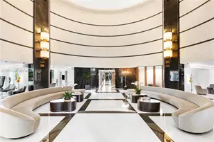 300 South Pointe Dr, Miami Beach, FL 33139 - Photo 37