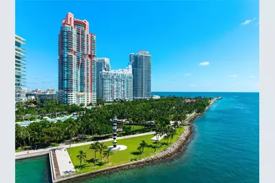 300 S Pointe Dr #801, Miami Beach, FL 33139 - Photo 1