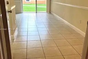 9493 SW 76th St, Miami, FL 33173 - Photo 3