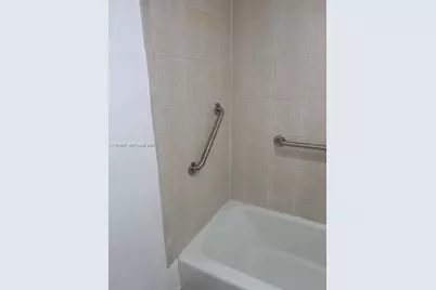 9493 SW 76th St #L4, Miami, FL 33173 - Photo 17