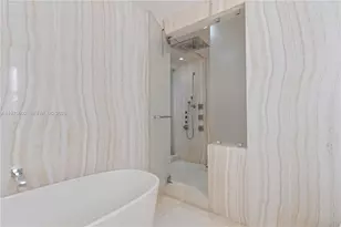 17749 Collins Ave, Sunny Isles Beach, FL 33160 - Photo 55