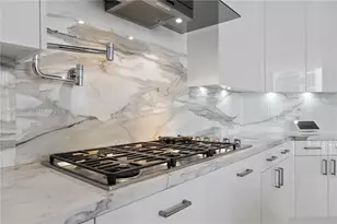 17749 Collins Ave, Sunny Isles Beach, FL 33160 - Photo 25