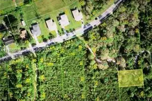 811 Yellowtail Ln, Punta Gorda, FL 33982 - Photo 1