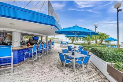 999 Brickell Bay Dr #2007, Miami, FL 33131 - Photo 23