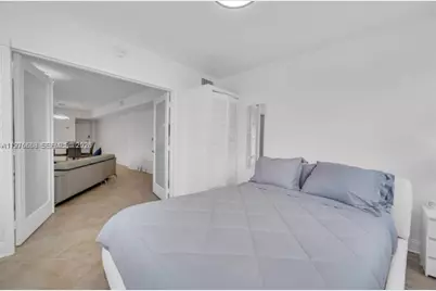 999 Brickell Bay Dr #2007, Miami, FL 33131 - Photo 11