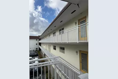 5141 W Oakland Park Blvd #311, Lauderdale Lakes, FL 33313 - Photo 13