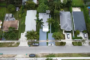 330 NW 82nd Terrace, Miami, FL 33150 - Photo 5