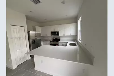 16243 SW 292nd St #16243, Homestead, FL 33033 - Photo 5