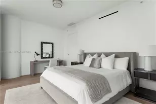 8701 Collins Ave, Miami Beach, FL 33154 - Photo 15