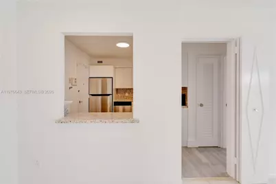 5161 Collins Ave #516, Miami Beach, FL 33140 - Photo 21