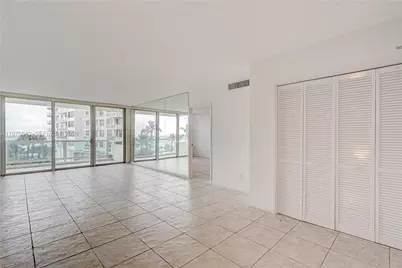 5161 Collins Ave #516, Miami Beach, FL 33140 - Photo 9