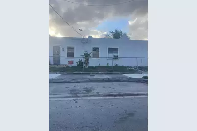 664 NW 77th St, Miami, FL 33150 - Photo 1