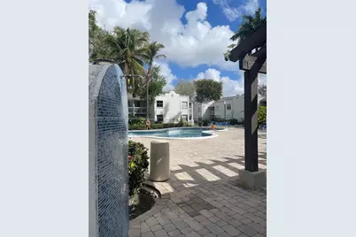 9782 NW 46th Ter #131, Doral, FL 33178 - Photo 17